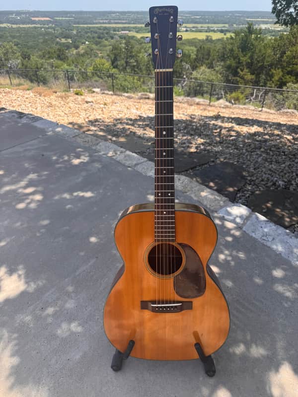 Martin 000-18 1950: 60% Off Legendary Acoustic!