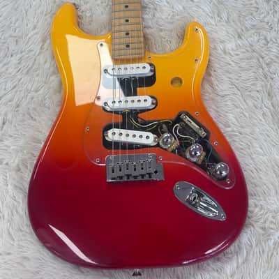 Fender Player Plus Stratocaster with Maple Fretboard 2021 - Present - Tequila Sunrise image 5