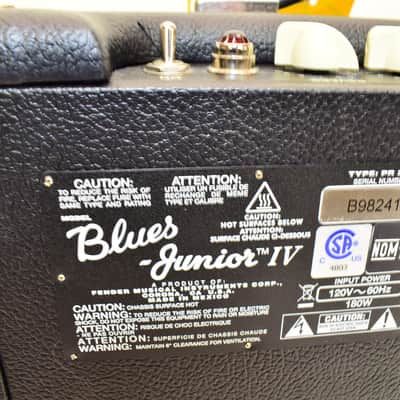 2024 Fender Blues Junior IV 15-Watt 1x12" Combo Guitar Amp w/ Footswitch image 7