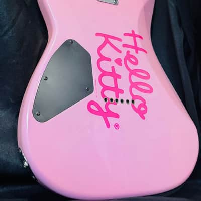 Squier Hello Kitty Stratocaster 2006 - 2009 - Pink image 3