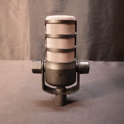 RODE PodMic Cardioid Dynamic Podcasting Microphone 2019 - Present - Black image 2