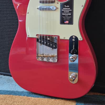 Fender American Professional Classic Telecaster 2026 - Faded Dakota Red image 3