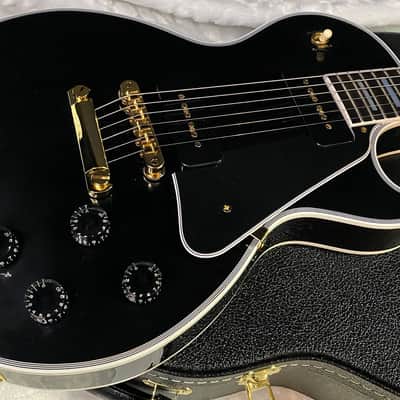 NEW! Gibson Les Paul Custom - Dealer Select - P90 Pick-Ups - VOS Ebony Finish - Custom Shop M2M - Authorized Dealer - Only 9.1 lbs - G07099 image 4