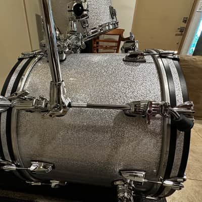 Ludwig Classic Maple 2020's - Silver Sparkle image 3