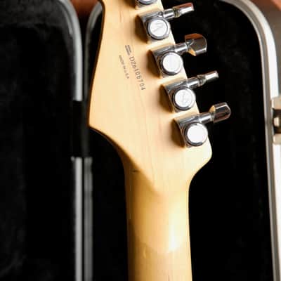 Fender American Deluxe Stratocaster 3-Colour Sunburst Electric Guitar 2006 Pre-Owned image 13