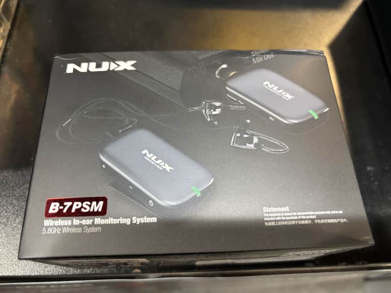 NUX 5.8GHz Wireless In-Ear Monitor System image 1