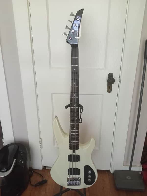 Yamaha RBX 550 Bass-Mid 90's- Pearl White | Reverb