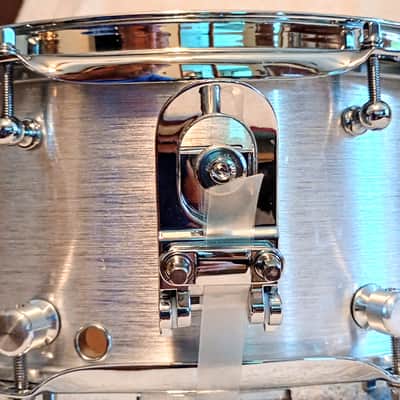 YAMAHA MAPLE MOD SHELL W/ VIDEO CUSTOMIZED SNARE DRUM - BRUSHED ALUMINUM WRAP-FREE SHIP TO C-USA! image 6