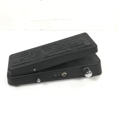 Behringer HB01 Hellbabe Optical Wah Pedal image 1