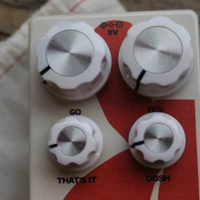 EARTHQUACKER DEVICES "Gary" (Fuzz/Overdrive) image 3