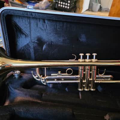 Yamaha YTR-734 Bb Trumpet | Reverb