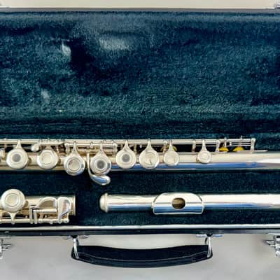 Yamaha Japan 265S - Silver open hole flute image 2