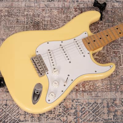 Fender CIJ "Yngwie Malmsteen" Stratocaster - Yellow White  2002-2004 image 16