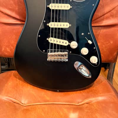 Fender Baritone Parts Guitar, Fender Baritone Neck, Warmoth body, Fralin Pickups with Reunion Blues case Parts Guitar - Black image 2