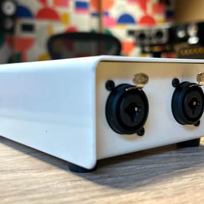 Soyuz Microphones Launcher Deluxe 2-Channel Inline Microphone Booster / Saturator 2022 - Present - Cream image 3