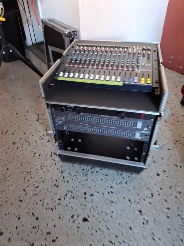 SOUNDCRAFT EFX mixer with Road Case EFX12 around 2015 image 1