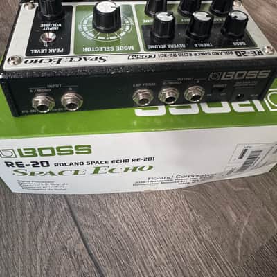 Boss RE-20 Space Echo 2007 - Present - Green image 2
