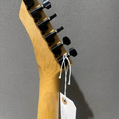George Washburn Limited Stratocaster Alpine White 2000s image 9