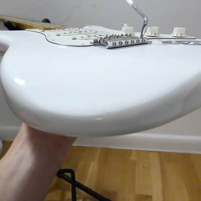 Fender Player Stratocaster with Maple Fretboard - Polar White image 4