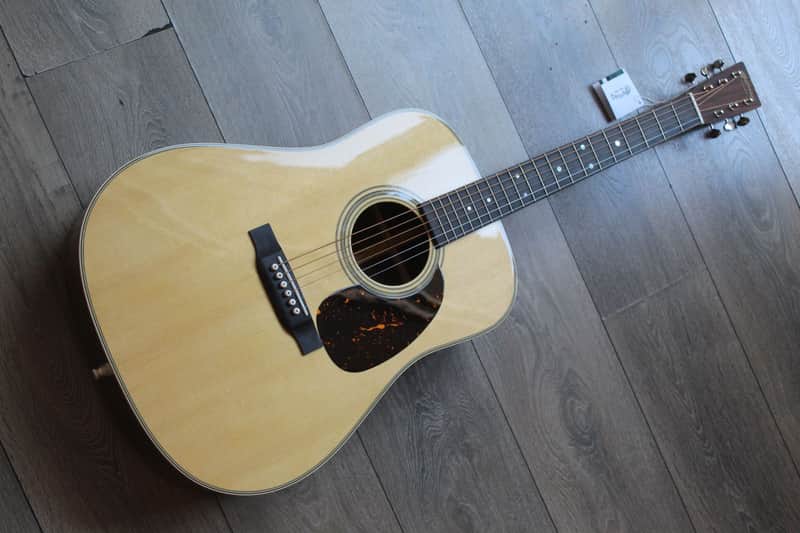 Martin Standard Series D-28