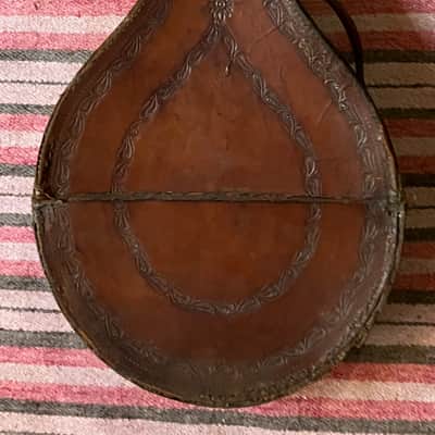 Antique 1890's M&W Bull's Head Leather Tooled Banjo Case image 7