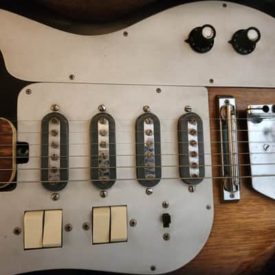TEISCO WG-4L Circa 1960’s Electric Guitar Sunburst 4 pickup combo w Gigbag image 14