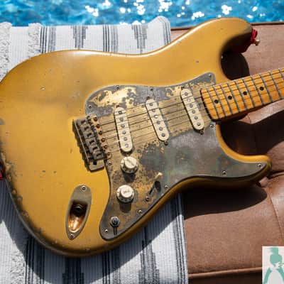 1981 Fender Gold on Gold Dan Smith Strat - Ultimate Road Worn Greenie MOJO Master - Pro Set Up w Perfect Frets/Action/Intonation! image 8