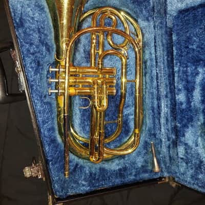Yamaha YHR-302M Marching French Horn Lacquer, Japan, w/ case/mouthpiece image 1