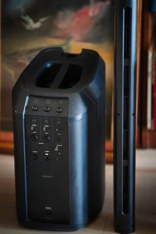 Bose L1 Pro8 Portable Line Array System with Bluetooth and Case L1 Pro8 2020 image 1