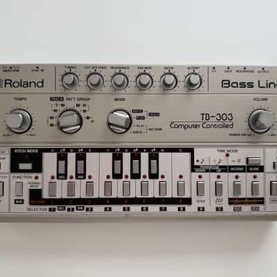 Roland TB-303 - Serviced, MIDI, Super Condition
