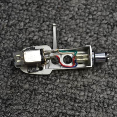 Stanton STR8-100 Direct Drive Digital Turntable w/ Phono Preamp  Silver image 5