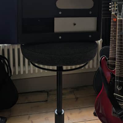 Fender 1x10" Guitar Speaker Cabinet [No Amp] image 2