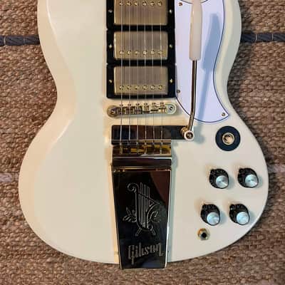Gibson Custom Shop '63 Les Paul SG Custom Reissue w/ Maestro Vibrola Classic White VOS image 2