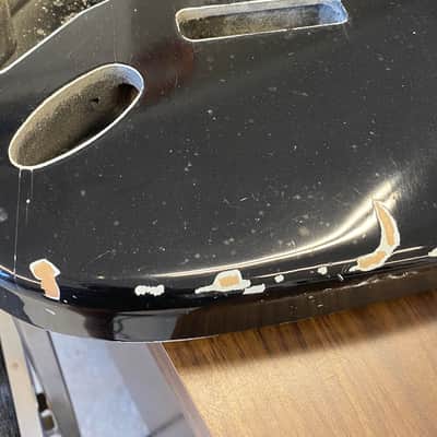 Lefty strat body, relic nitro finish image 5