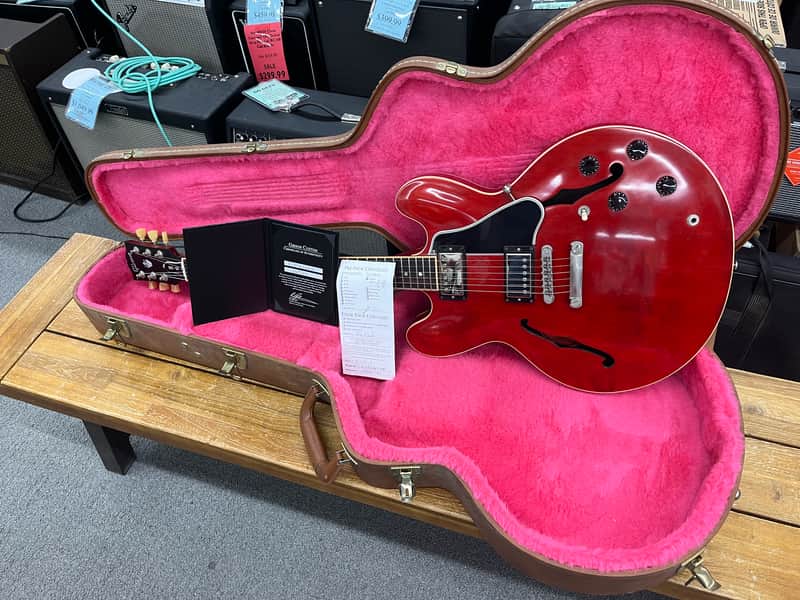 Gibson ES-335 Dot