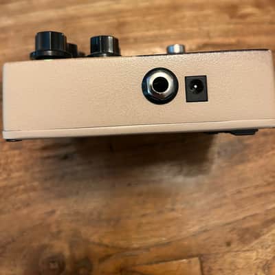 Tech 21 SansAmp Blonde V1 2010s - Blonde/Black image 5