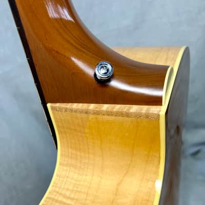 Guild B-54CE STD, 2012, Natural Gloss Finish image 11