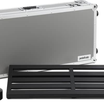 Pedaltrain Novo 32 32x14.5-inch Pedalboard with Wheeled Tour Case image 1