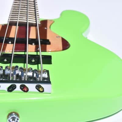 Ankh Instruments 35" scale,L/H, 4 String, Jazz Bass, Woodie, 2021, Lime image 4