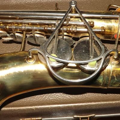 Buescher Alto Saxophone USA w/ case/neck/MP/strap, acceptable condition image 7