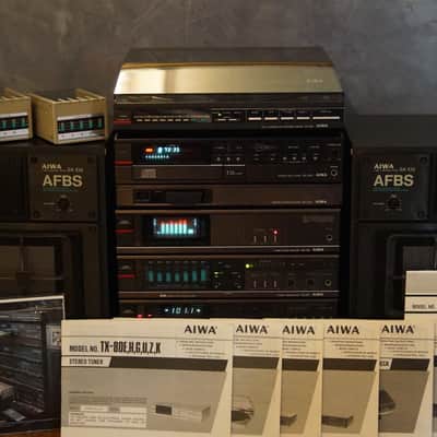 AIWA V-1200 1985 Top Of The Line Stereo System- Beautifuly Restored image 1