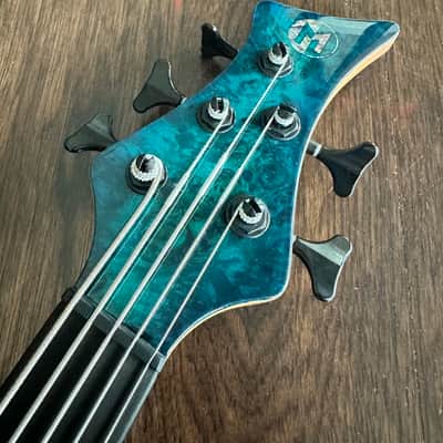 Maruszczyk Frog Omega 5A Fretless 2023 - Transparent 2 Tone Turquoise Blue image 4