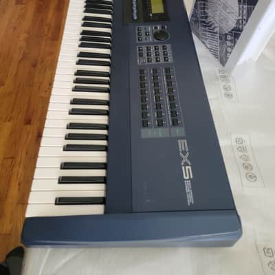 Yamaha EX5 Synthesizer Sampler Workstation 76 Keyboard W/ Aftertouch AWM VL FM floppies & Manual image 7