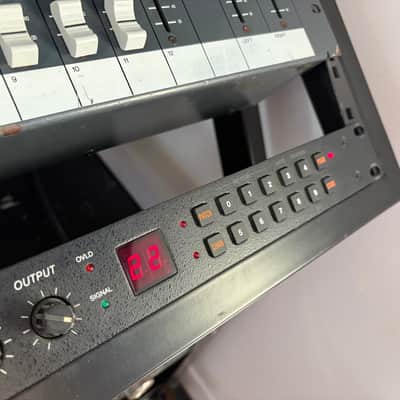 Alesis Midiverb II 16-Bit Digital Effects Processor 1990s - Black image 3