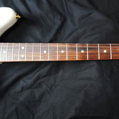 *NEW* 2025 Fender Made in Japan Traditional Collection '60s Jaguar – White Pearl / Gold, Matching Headstock MIJ image 7