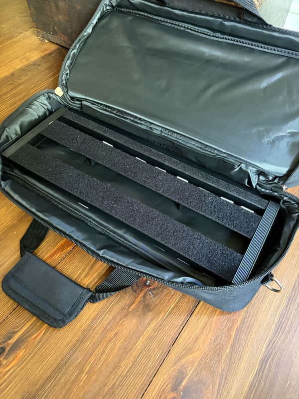 Harley Benton Spaceship 50M Pedalboard image 1