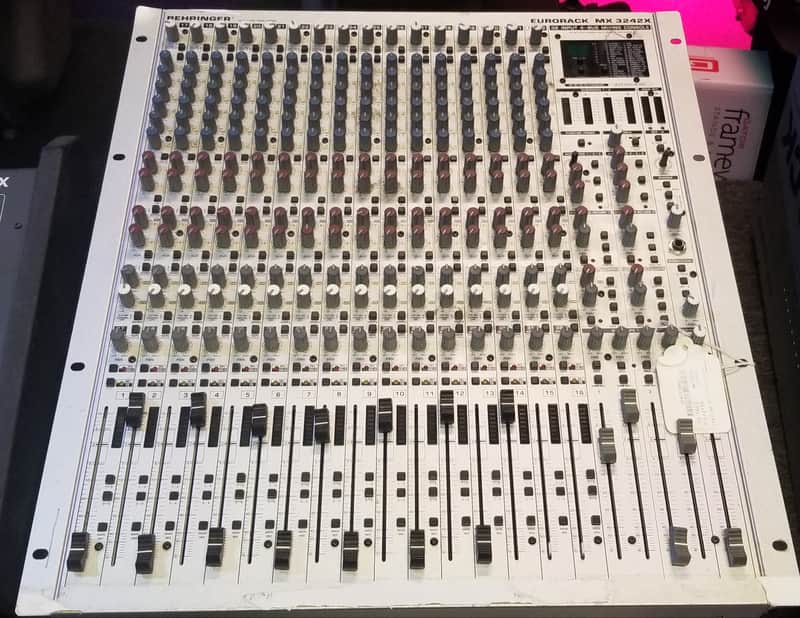 Behringer Eurorack MX3242X 32 Input 4-Bus Mixer W/ External | Reverb