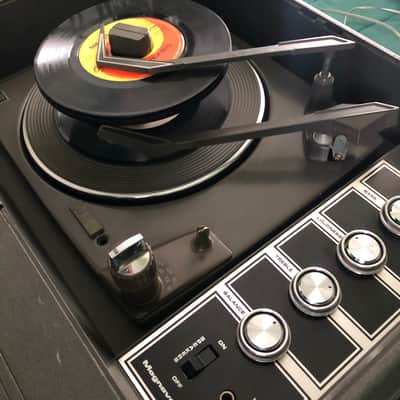 1970 Magnavox Port. Record Ch. Stereo - Fully Refurbished, Turntable image 16