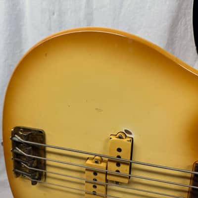 Hondo II Professional Longhorn 4-string Bass with Case Vintage image 4