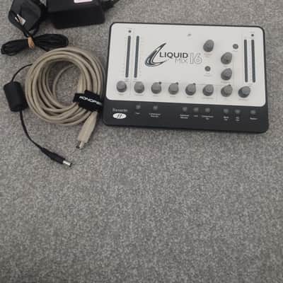 Focusrite Liquid Mix 16 2010 -firewire image 2